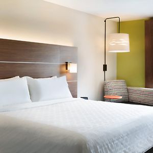 King Room Mobility accessible